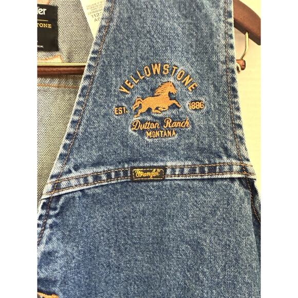 Wrangler Yellowstone Dutton Ranch Denim Vest – Men’s M Western - Picture 2 of 9